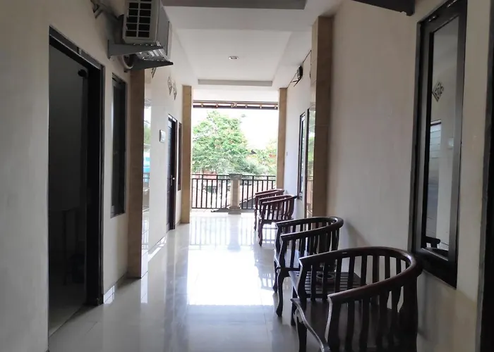 Oyo 90096 Tiana Hotel 2*